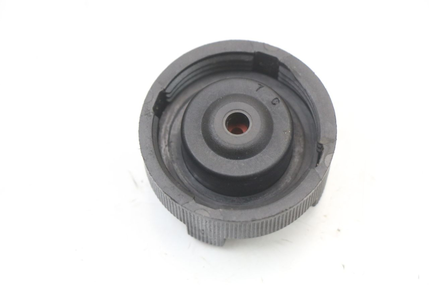 photo de VASO ESPANSIONE TAPPO APRILIA RS 50 (2006 - 2010) - Zoom sullo stato d'uso