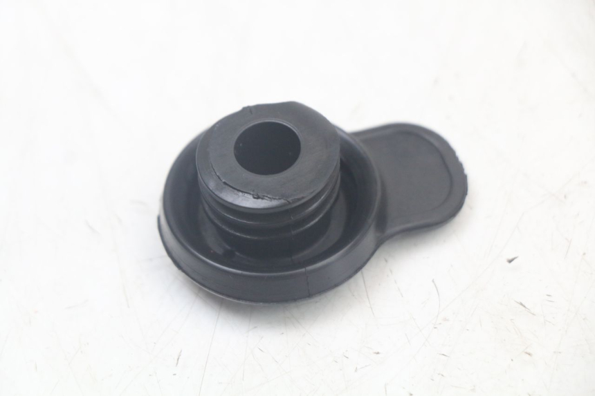 photo de TAPPO VASO ESPANSIONE YAMAHA XMAX X-MAX 125 (2006 - 2009) - Zoom sullo stato d'uso