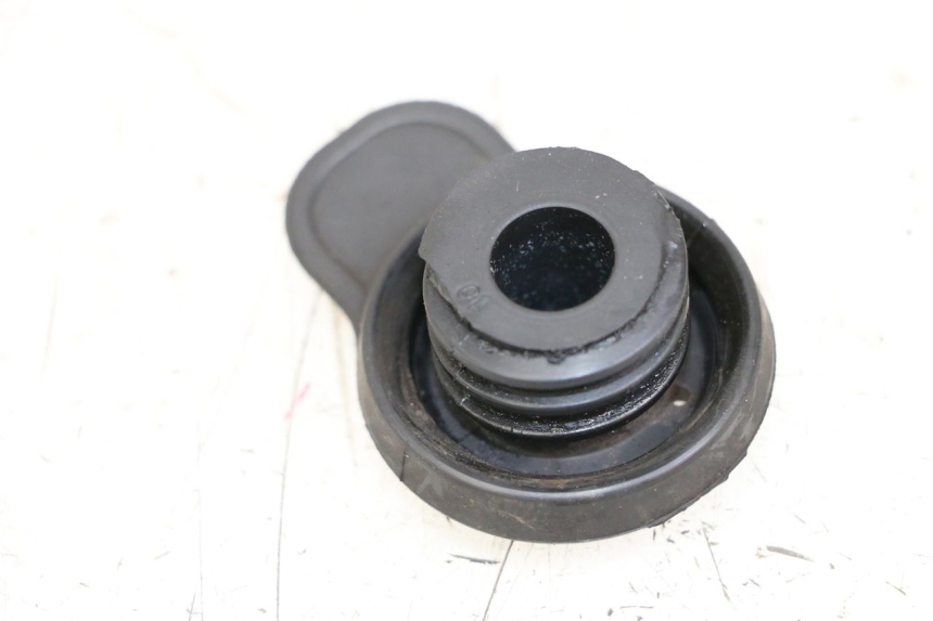 photo de TAPPO VASO ESPANSIONE YAMAHA XMAX X-MAX 125 (2006 - 2009) - Dettaglio del componente