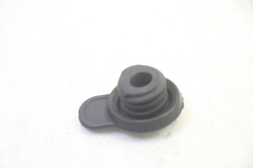 photo de TAPPO VASO ESPANSIONE YAMAHA XMAX X-MAX 125 (2006 - 2009) - Zoom sullo stato d'uso