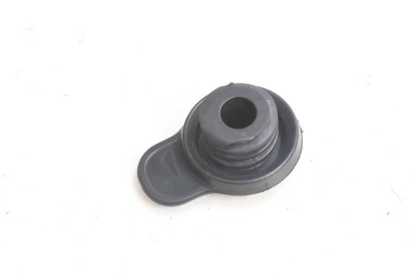 photo de TAPPO VASO ESPANSIONE YAMAHA X-MAX XMAX 125 (2010 - 2013) - Zoom sullo stato d'uso