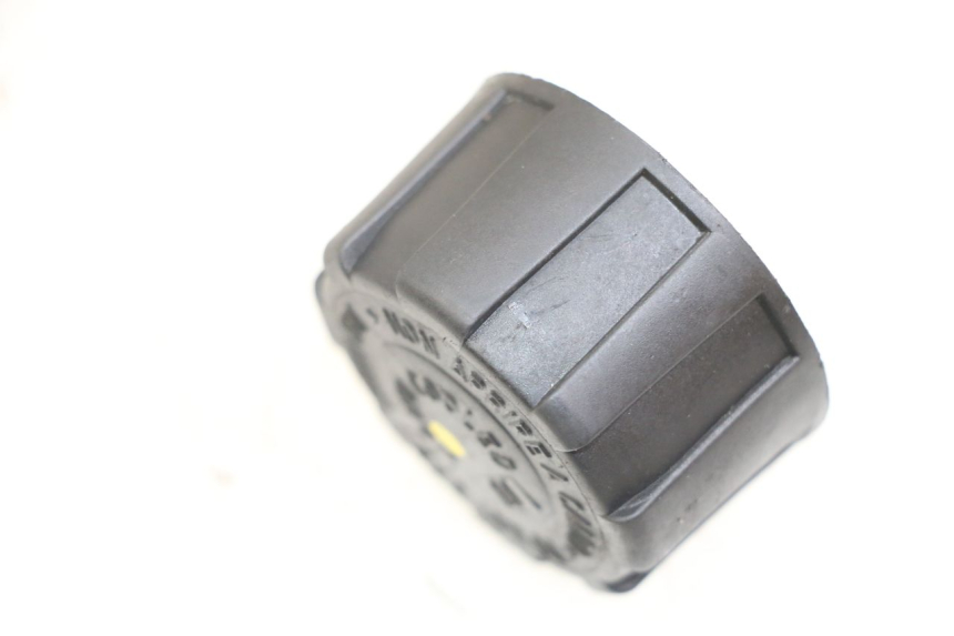 photo de TAPPO VASO ESPANSIONE PIAGGIO X10 125 (2012 - 2017) - Zoom sullo stato d'uso