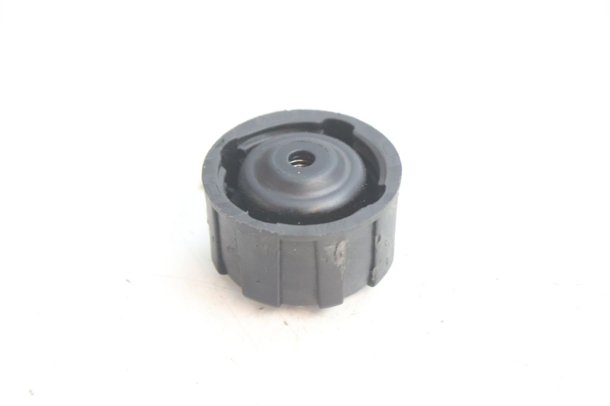 photo de TAPPO VASO ESPANSIONE PIAGGIO X9 EVOLUTION 125 (2003 - 2007) - Zoom sullo stato d'uso