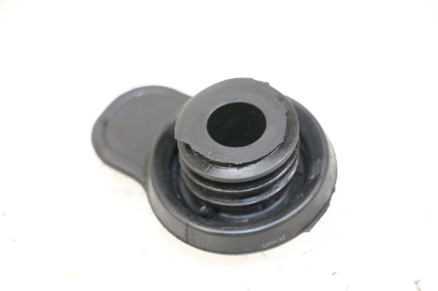 photo de TAPPO VASO ESPANSIONE YAMAHA NEOS NEO'S 4T 50 (2008 - 2016) - Dettaglio del componente