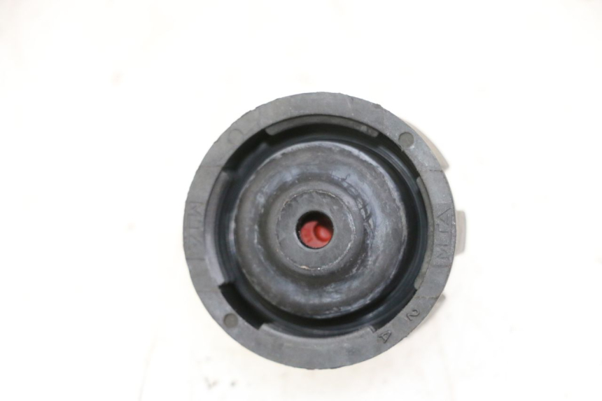 photo de TAPPO VASO ESPANSIONE YAMAHA YP MAJESTY 125 (2002 - 2006) - Dettaglio del componente