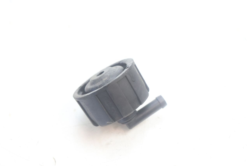 photo de TAPPO VASO ESPANSIONE YAMAHA YP MAJESTY 125 (2002 - 2006) - Zoom sullo stato d'uso