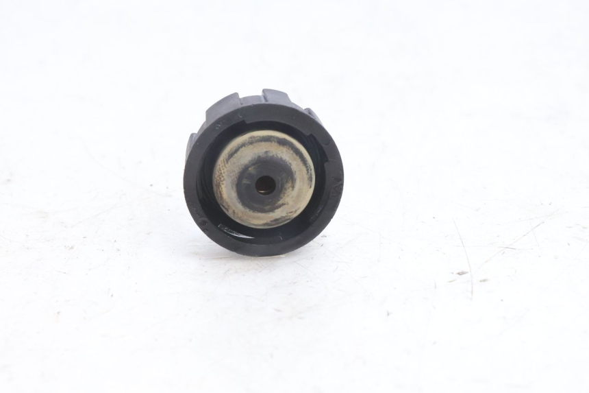 photo de TAPPO VASO ESPANSIONE YAMAHA YP MAJESTY 125 (2007 - 2010) - Altra angolazione