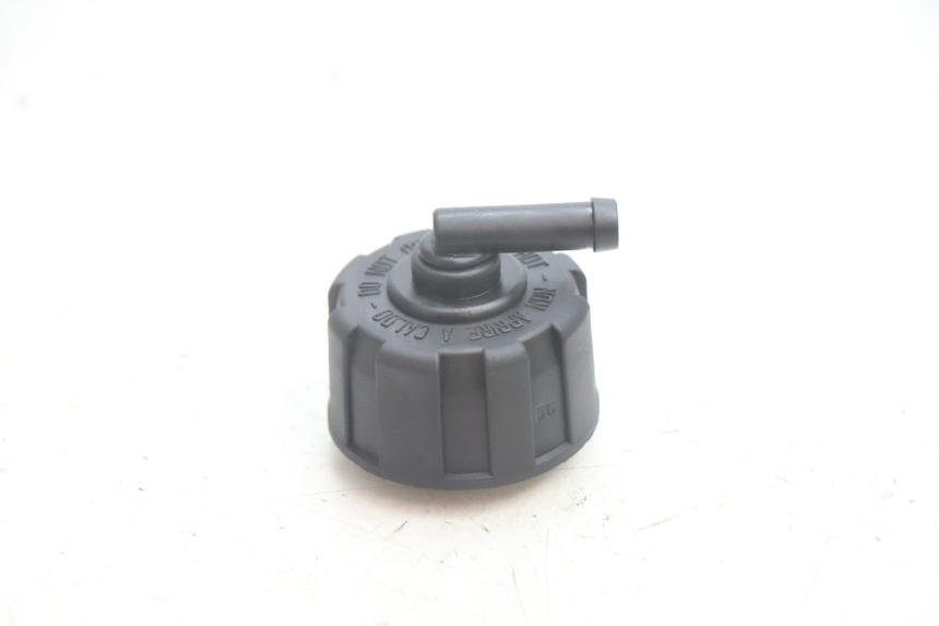 photo de TAPPO VASO ESPANSIONE YAMAHA YP MAJESTY 125 (2002 - 2006) - Dettaglio del componente