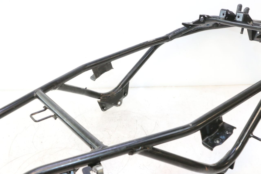 photo de TELAIETTO POSTERIORE SUZUKI BURGMAN EXECUTIVE ABS 650 (2006 - 2012) - Altra vista dell'articolo