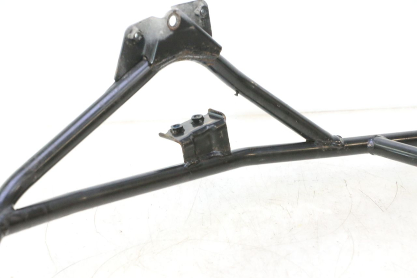photo de TELAIETTO POSTERIORE SUZUKI BURGMAN EXECUTIVE ABS 650 (2006 - 2012) - Primo piano tecnico