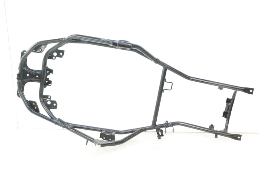 photo de TELAIETTO POSTERIORE SUZUKI BURGMAN EXECUTIVE ABS 650 (2006 - 2012) - Primo piano tecnico