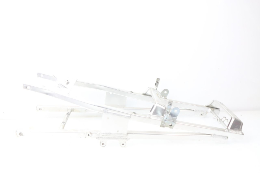 photo de Anello telaio posteriore HONDA CBR 919 RR FIREBLADE 900 (1998 - 1999) - Zoom sullo stato d'uso