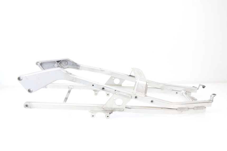 photo de TELAIETTO POSTERIORE HONDA CBR 929 RR FIREBLADE 900 (2000 - 2001) - Zoom sullo stato d'uso