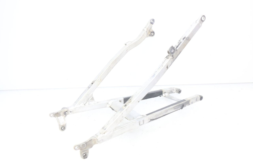 photo de BOUCLE TELAIO POSTERIORE HONDA CRF CR-F 450 (2005 - 2008) - Dettaglio del componente