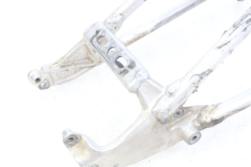 photo de BOUCLE TELAIO POSTERIORE HONDA CRF CR-F 450 (2009 - 2012) - Dettagli dei punti di fissaggio