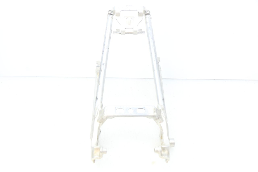 photo de BOUCLE TELAIO POSTERIORE HONDA CRF 250 (2013 - 2016) - Zoom sullo stato d'uso