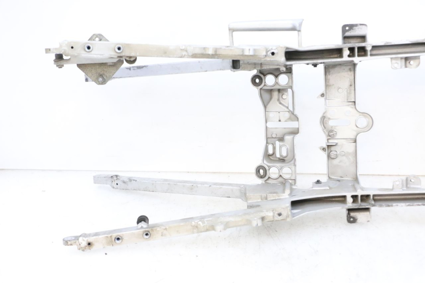 photo de BOUCLE TELAIO POSTERIORE YAMAHA FJR ABS 1300 (2006 - 2012) - Zoom sullo stato d'uso