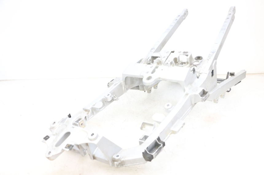 photo de BOUCLE TELAIO POSTERIORE YAMAHA FJR ABS 1300 (2006 - 2012) - Ricambio usato controllato