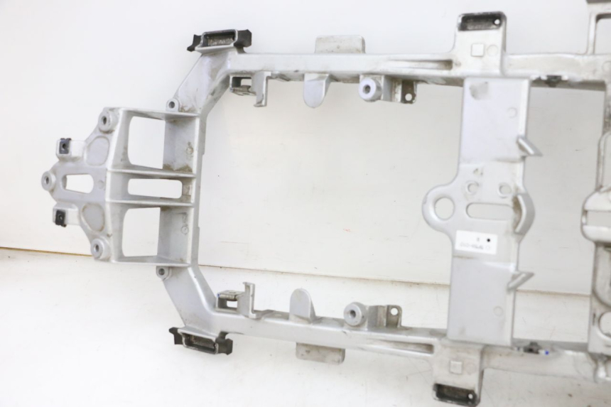 photo de BOUCLE TELAIO POSTERIORE YAMAHA FJR ABS 1300 (2006 - 2012) - Stato della superficie e materiale