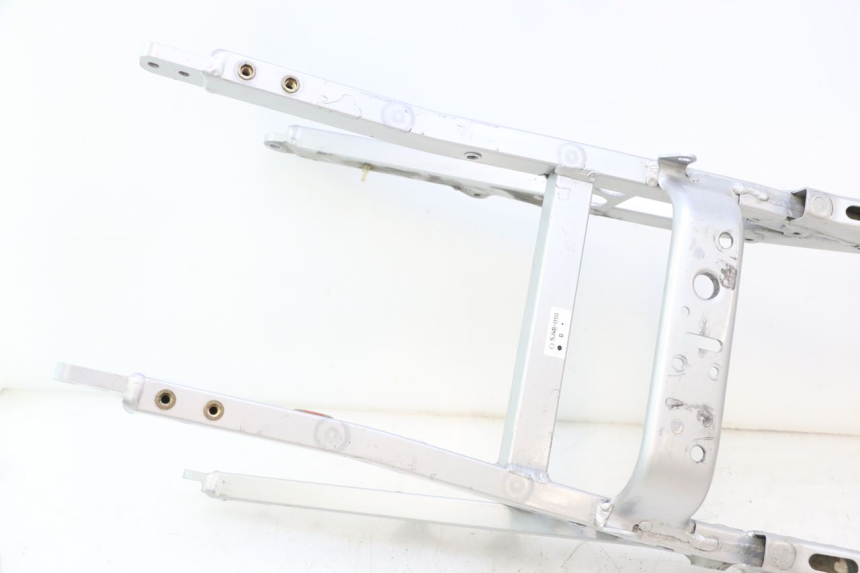 photo de TELAIETTO POSTERIORE YAMAHA FJR 1300 (2001 - 2005) - Caratteristiche distintive