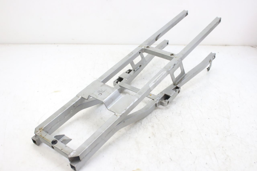 photo de TELAIO POSTERIORE DERBI GPR 50 (2004 - 2009) - Altra angolazione