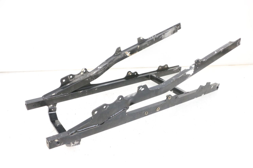 photo de TELAIETTO POSTERIORE KAWASAKI GPX R WARBIRD 600 (1988 - 1993) - Zoom sullo stato d'uso