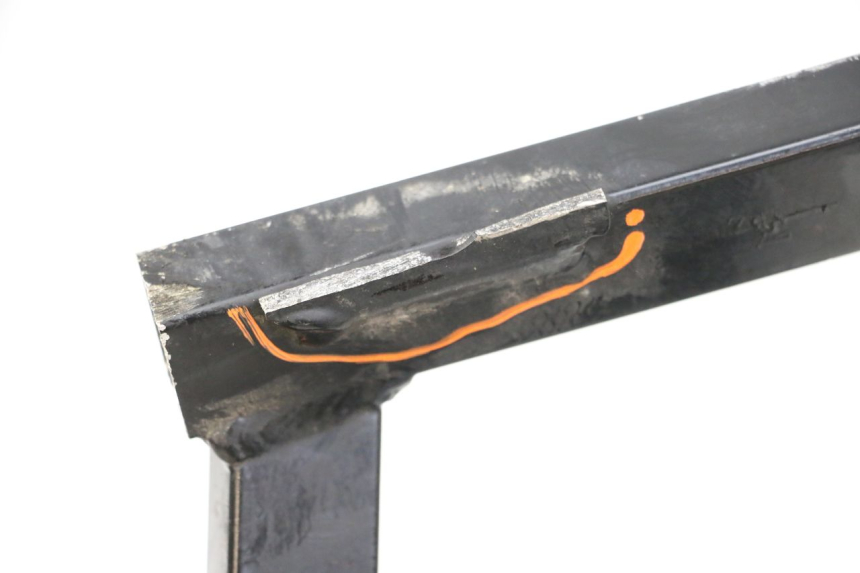 photo de TELAIETTO POSTERIORE KAWASAKI GPZ RX 1000 (1986 - 1988) - Altra angolazione