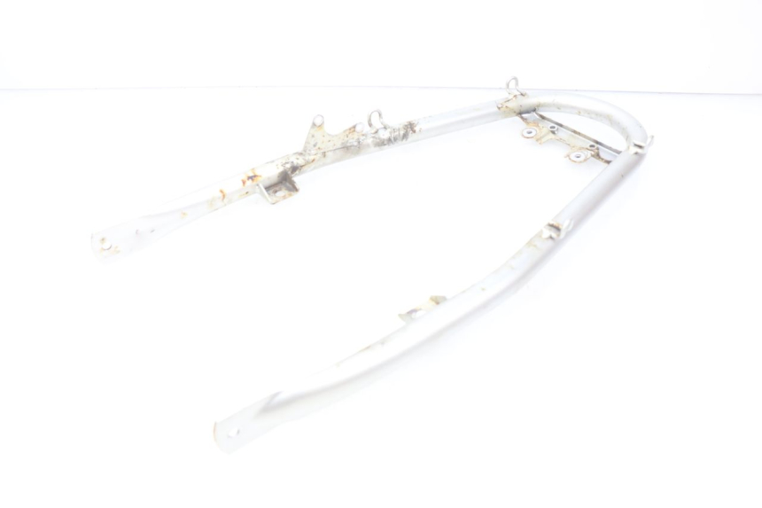 photo de BOUCLE TELAIO POSTERIORE SUZUKI XF FREEWIND 650 (1997 - 2003) - Dettagli dei punti di fissaggio