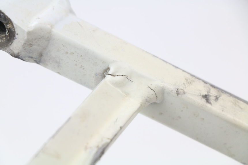 photo de TELAIETTO POSTERIORE YAMAHA YZ 125 (1998 - 2005) - Primo piano tecnico