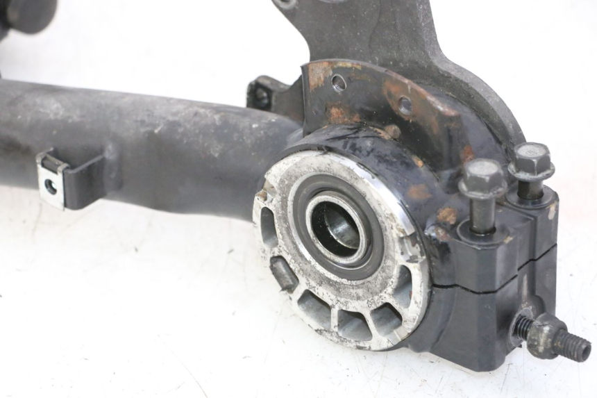 photo de FORCELLONE QUADRO 4 4D 350 (2015 - 2018) - Stato della superficie e materiale