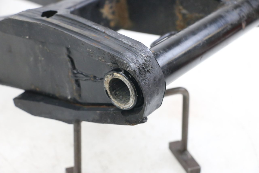 photo de Braccio oscillante HYOSUNG GV AQUILA 125 (2000 - 2009) - Zoom sullo stato d'uso