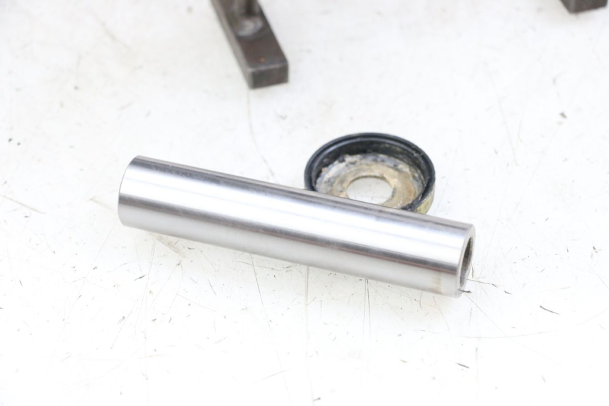 photo de Braccio oscillante HYOSUNG GV AQUILA 125 (2000 - 2009) - Altra angolazione