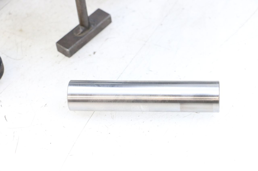 photo de Braccio oscillante HYOSUNG GV AQUILA 125 (2000 - 2009) - Vista d'insieme del prodotto