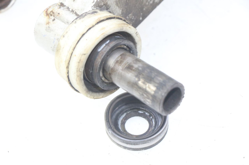 photo de BRACCIO OSCILLANTE YAMAHA BLASTER 200 (2003 - 2007) - Dettaglio del componente