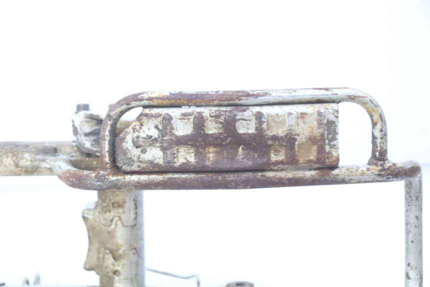 photo de BRACCIO OSCILLANTE YAMAHA BLASTER 200 (2003 - 2007) - Stato della superficie e materiale