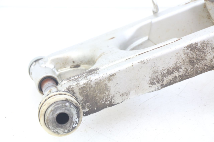 photo de BRACCIO OSCILLANTE YAMAHA BLASTER 200 (2003 - 2007) - Marcature e riferimenti originali