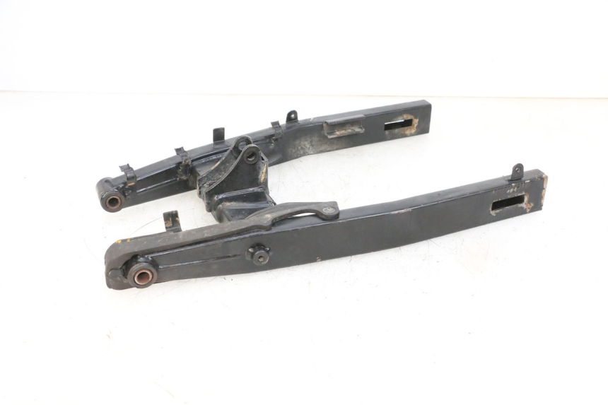 photo de FORCELLONE MAG POWER BOMBERS 4T 50 (2016 - 2026) - Stato della superficie e materiale