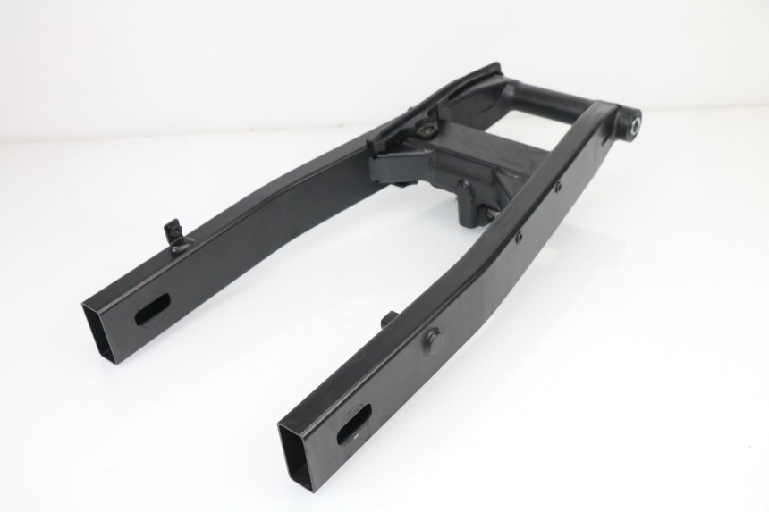 photo de Braccio oscillante HONDA CB F CBF ABS 500 (2013 - 2015) - Primo piano tecnico