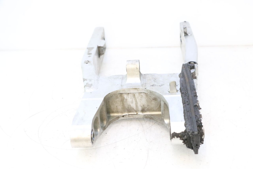 photo de FORCELLONE HONDA CB F HORNET 600 (2005 - 2006) - Caratteristiche distintive