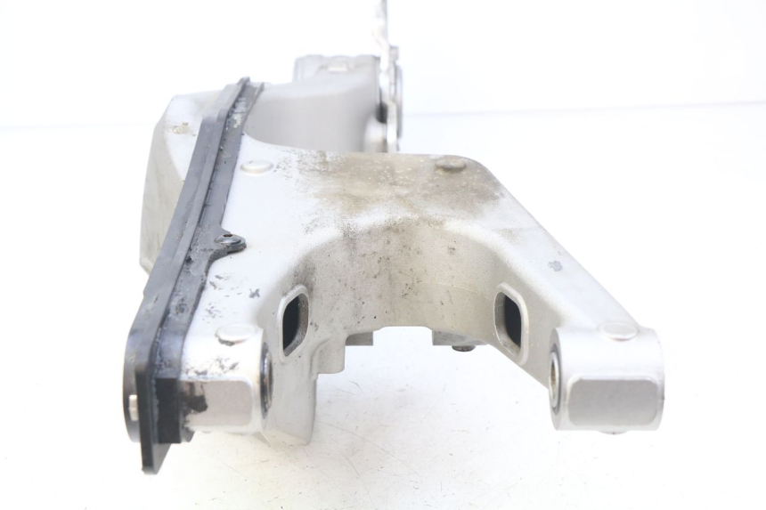 photo de BRACCIO OSCILLANTE HONDA CB R 1000 (2018 - 2023) - Marcature e riferimenti originali