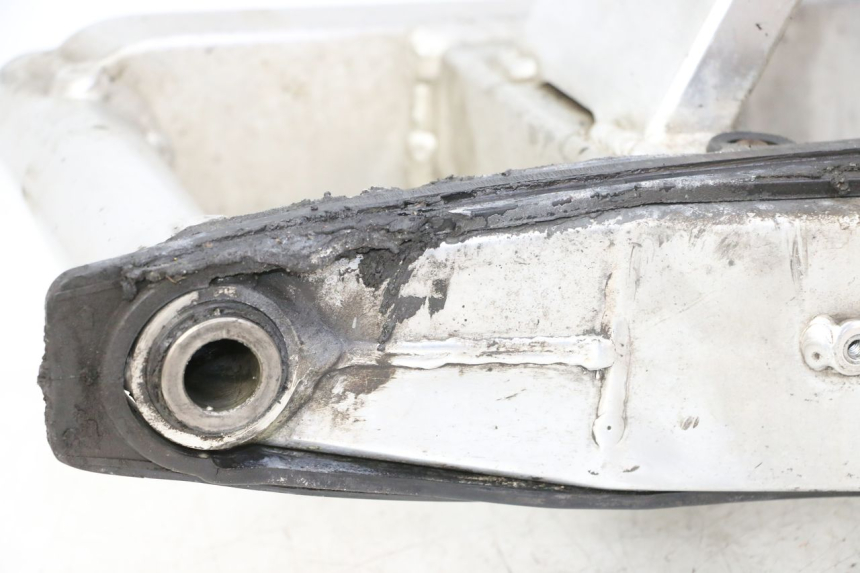 photo de FORCELLONE HONDA CBR RR FIREBLADE 900 (1992 - 1994) - Angolazione alternativa