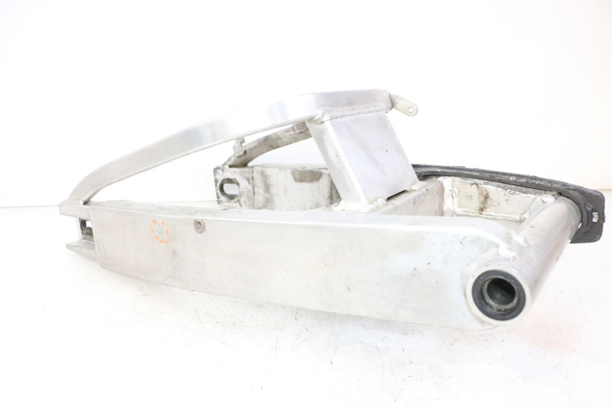 photo de FORCELLONE HONDA CBR RR FIREBLADE 900 (1992 - 1994) - Ricambio usato controllato