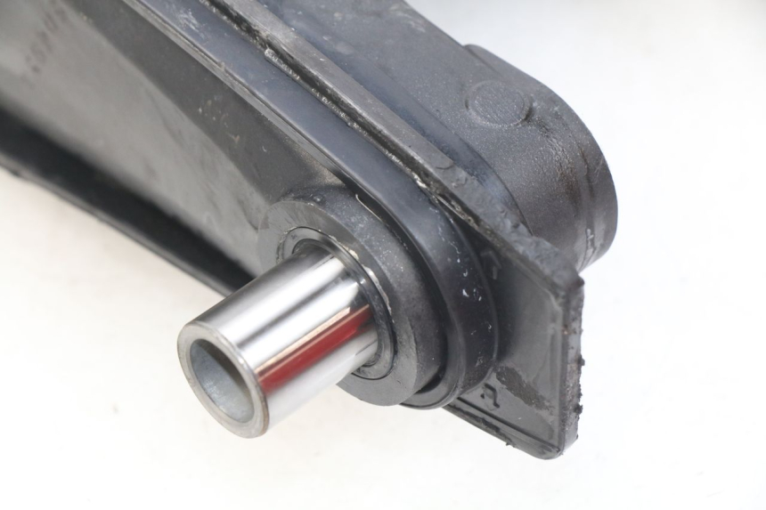 photo de Braccio oscillante HONDA CBRF CBR-F PC41 600 (2011 - 2013) - Dettaglio del componente