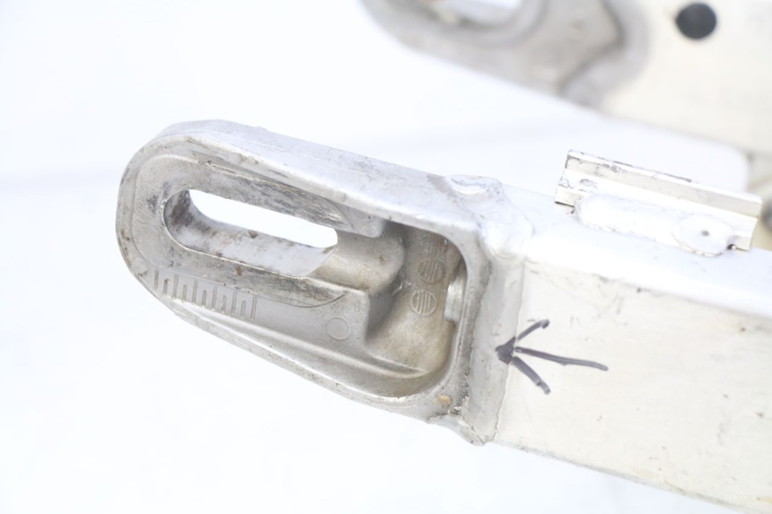 photo de BRACCIO OSCILLANTE HONDA CR 80 (2001 - 2003) - Caratteristiche distintive