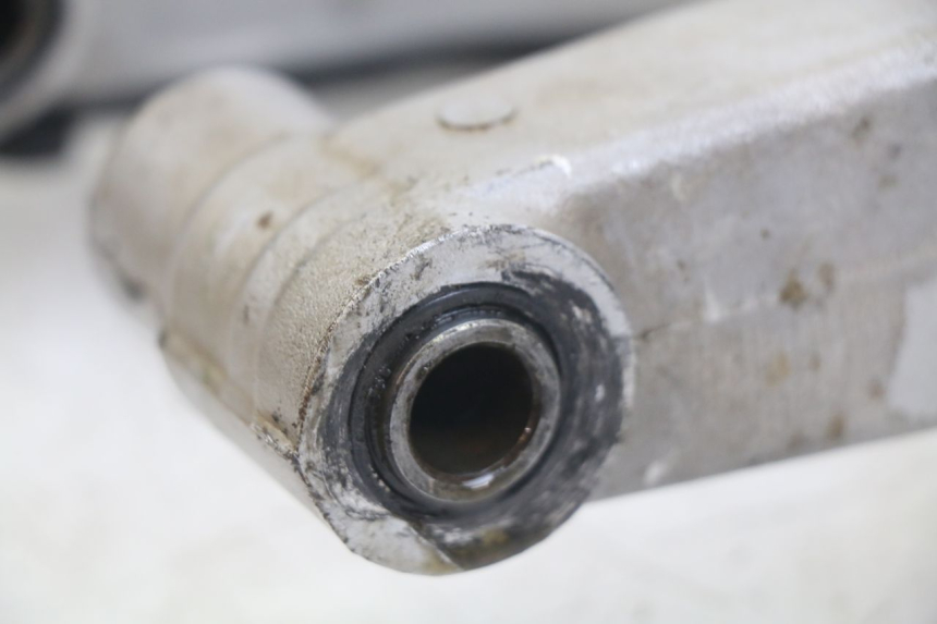 photo de BRACCIO OSCILLANTE HONDA CR 80 (2001 - 2003) - Altra angolazione