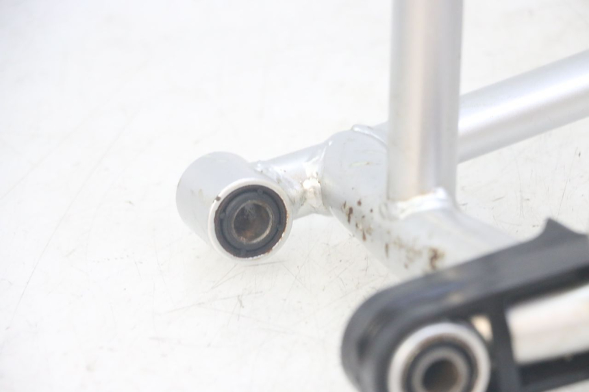 photo de FORCELLONE HONDA CRF-F CRF F 110 (2019 - 2022) - Stato della superficie e materiale