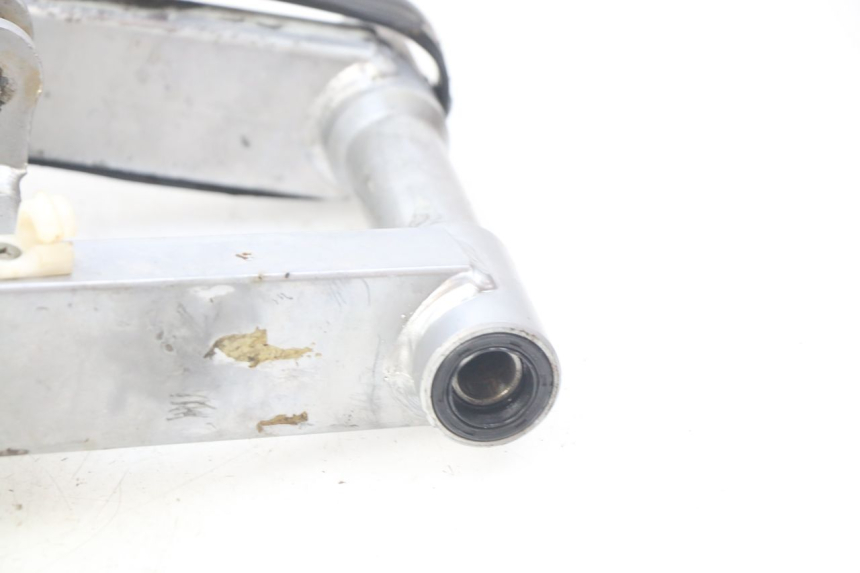 photo de BRACCIO OSCILLANTE XTRM FACTORY DIRTBIKE BSE 150 - Dettagli dei punti di fissaggio