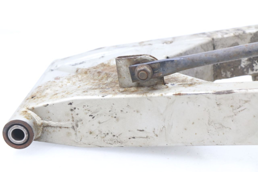 photo de Braccio oscillante KAWASAKI ER5 ER-5 500 (2001 - 2004) - Dettagli dei punti di fissaggio