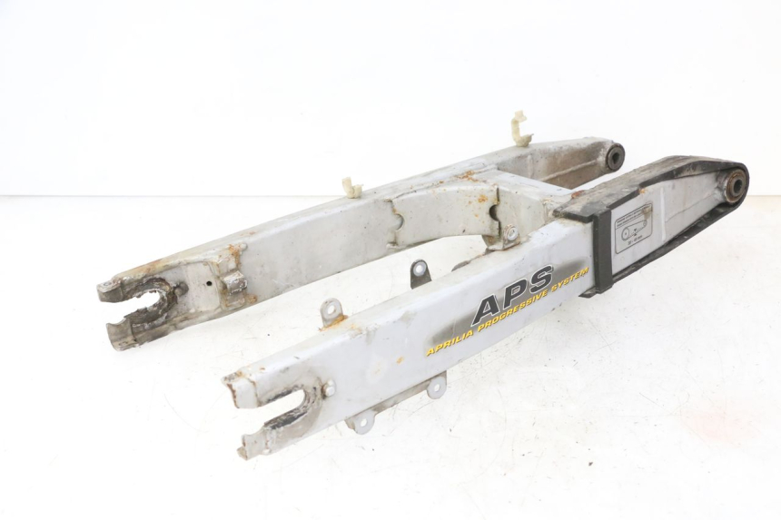 photo de FORCELLONE APRILIA ETX 125 (1998 - 2002) - Angolazione alternativa