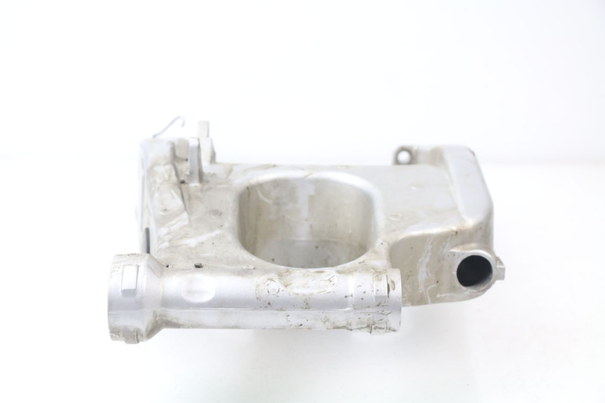 photo de Braccio oscillante YAMAHA FJR ABS 1300 (2006 - 2012) - Primo piano tecnico